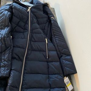 Michael kors navy hooded thigh length winter jacket medium size never worn